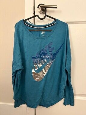 Nike Women's Long Sleeve Light Top T-shirt Size X-Large